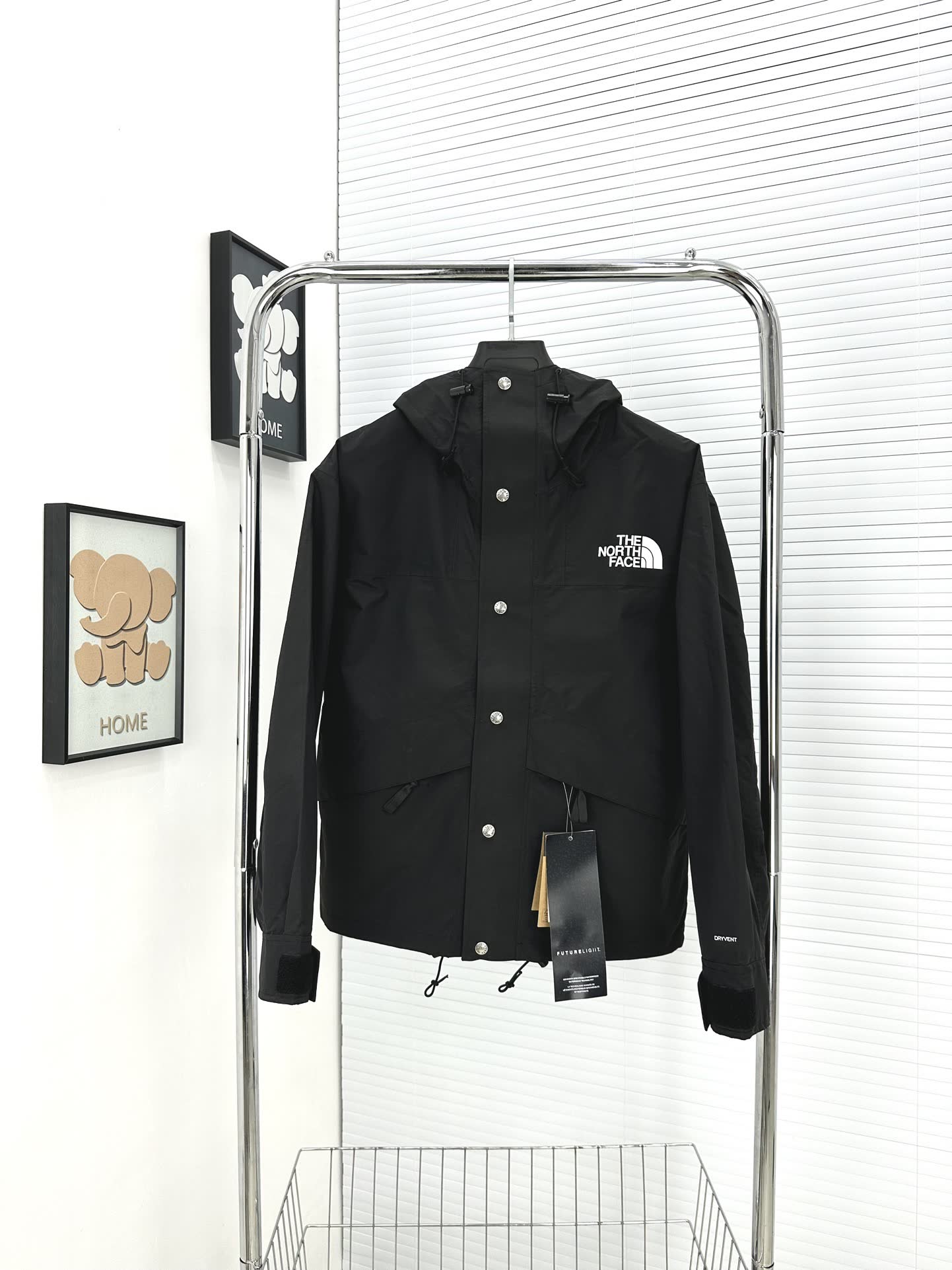 The North Face 1986 Mountain Jacket NF0A5J5N